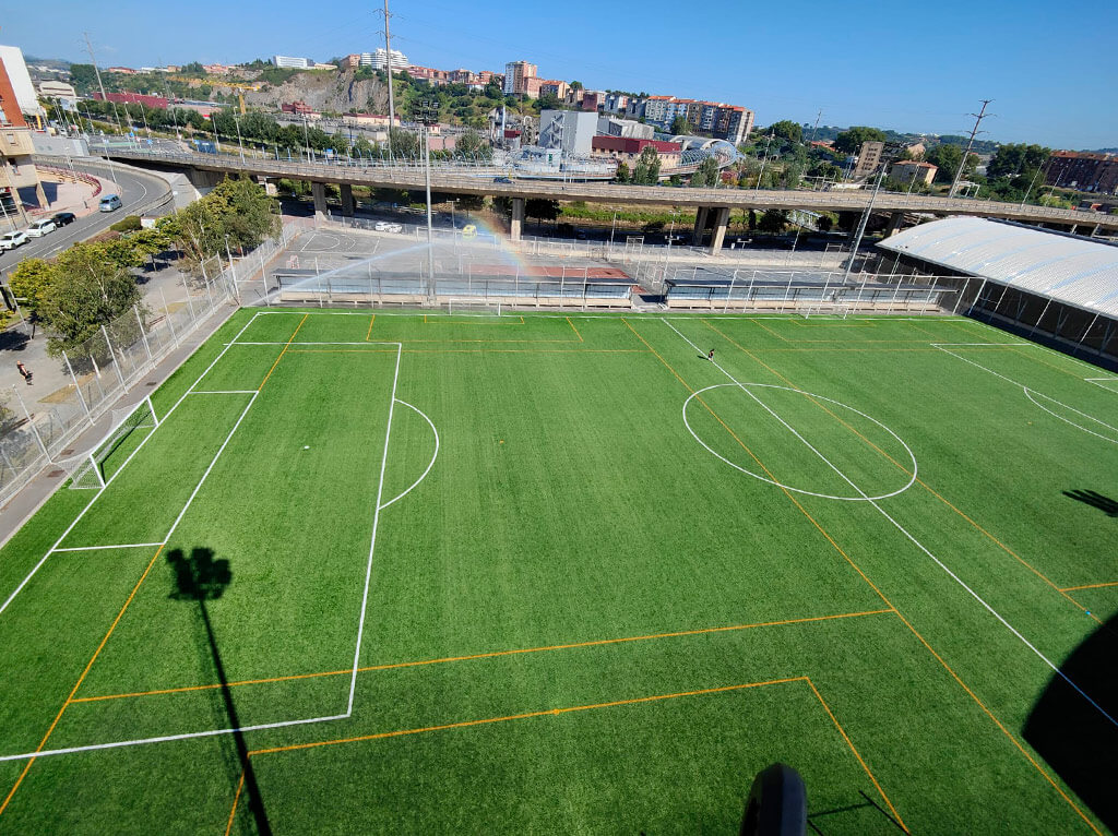 Obras de Renovación del Césped Artificial del Campo de Fútbol-11 del Polideportivo de Lasesarre, Barakaldo Image
