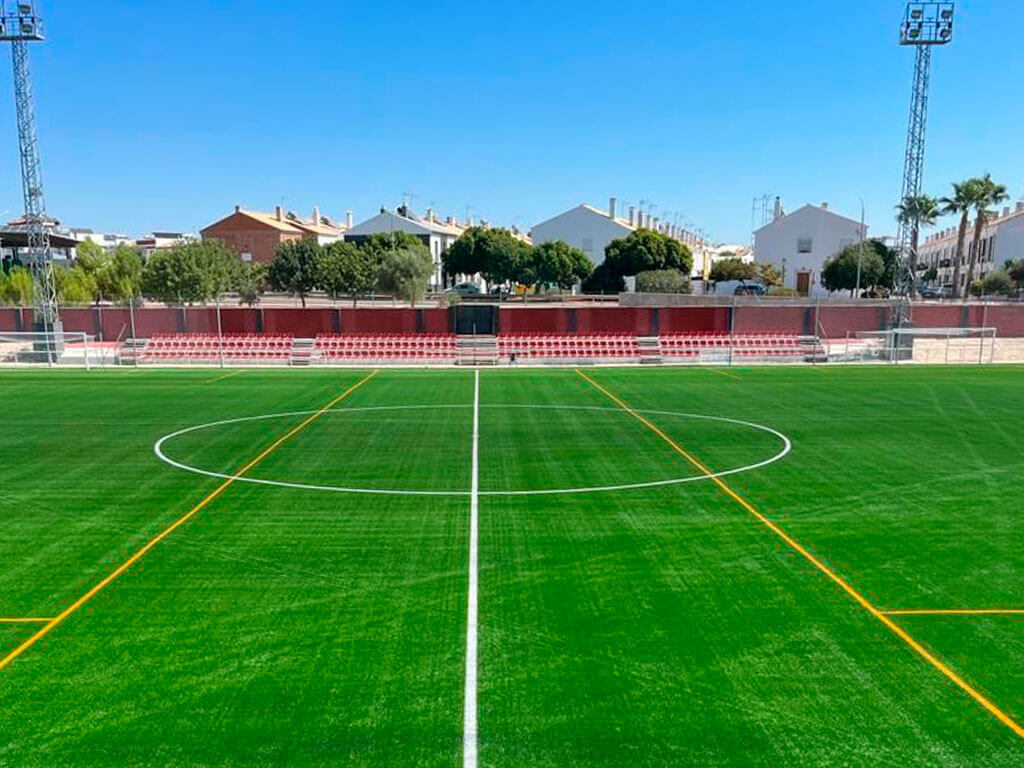 Obras de suministro e instalación del césped artificial del Campo de Fútbol “José Juan Romero Gil” en Gerena, Sevilla