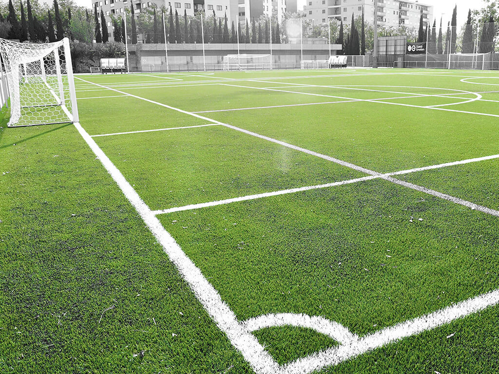 CMF NUEVA CAMISERA. Campo de fútbol para el ayuntamiento de Zaragoza con tecnología de DOBLE TUFTADO Image