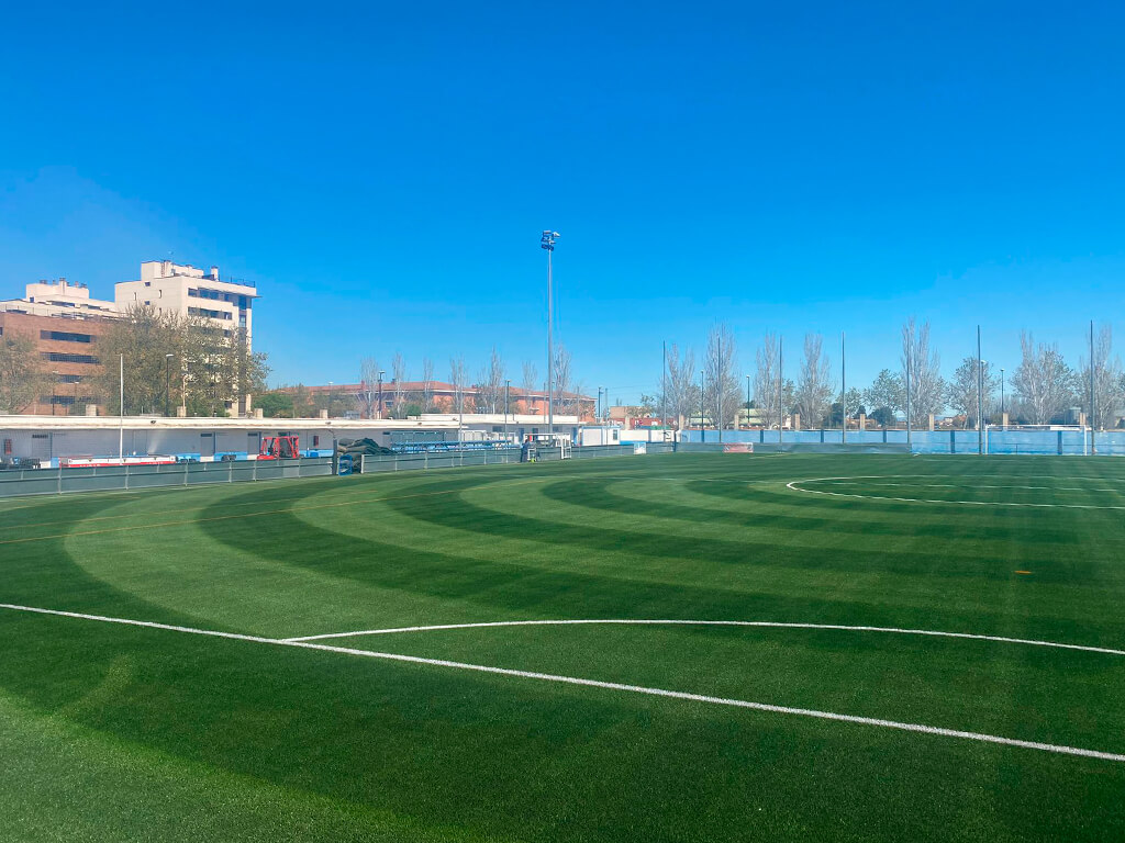 CMF SANTA ISABEL. Campo de fútbol para el ayuntamiento de Zaragoza con tecnología de DOBLE TUFTADO Image