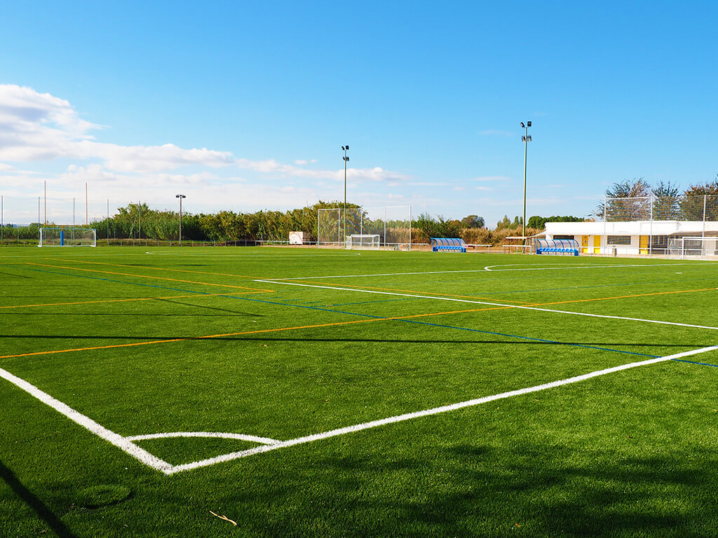 CMF SANTA ENGRACIA. Campo de fútbol para el ayuntamiento de Zaragoza con tecnología de DOBLE TUFTADO Image