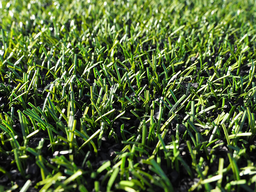 OPSA ejecuta 11 campos de fútbol para el ayuntamiento de Zaragoza usando el innovador sistema Greenfields DT Elite 60 con tecnología de DOBLE TUFTADO Image