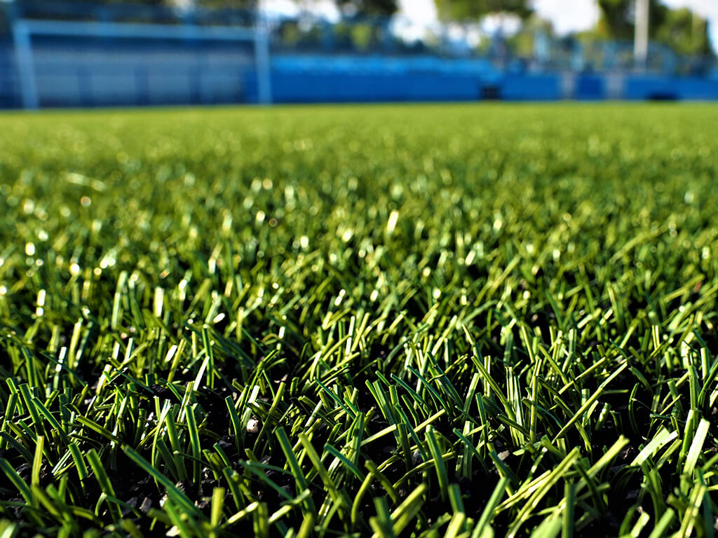 OPSA ejecuta 11 campos de fútbol para el ayuntamiento de Zaragoza usando el innovador sistema Greenfields DT Elite 60 con tecnología de DOBLE TUFTADO Image