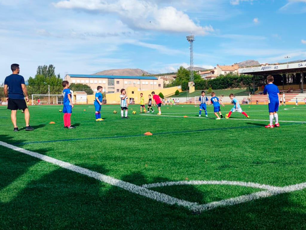 Campo de Fútbol del Complejo Deportivo “Los Hoyos” en Granada Image