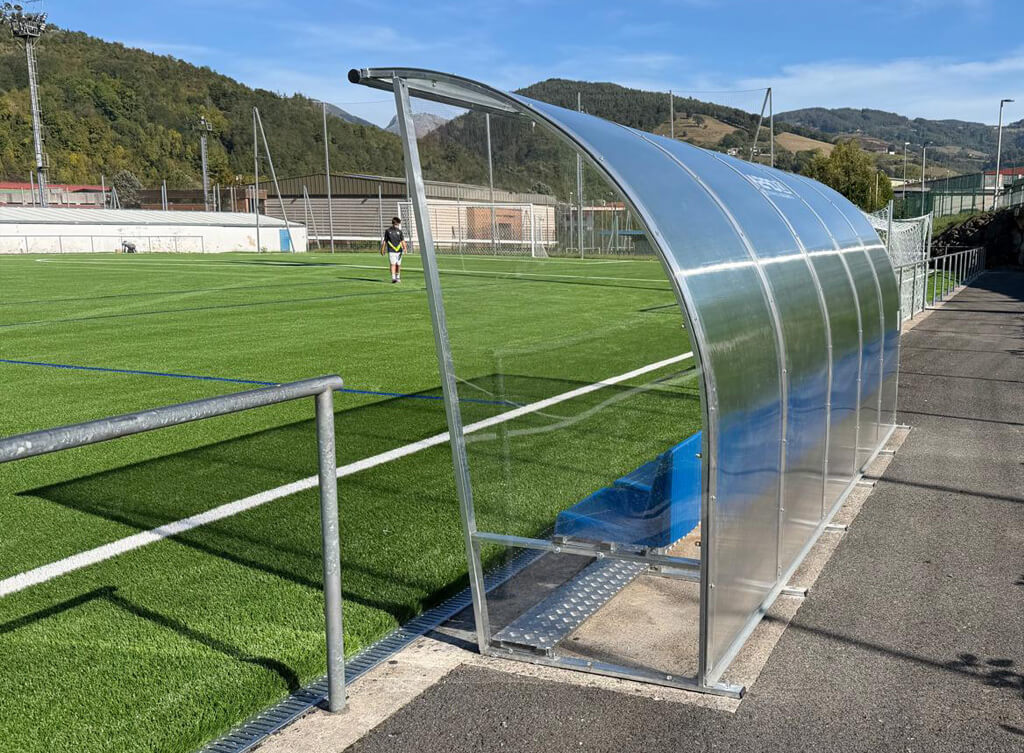 Campo de Fútbol Garmendipe de Azpeitia (Guipúzcoa) Image